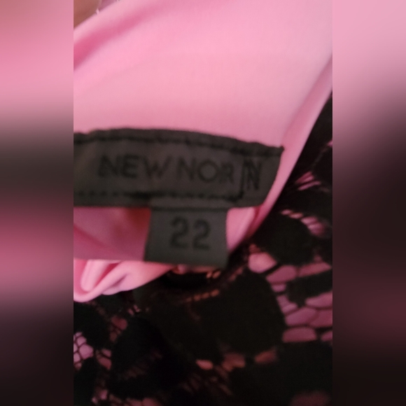 Dress - Picture 4 of 4